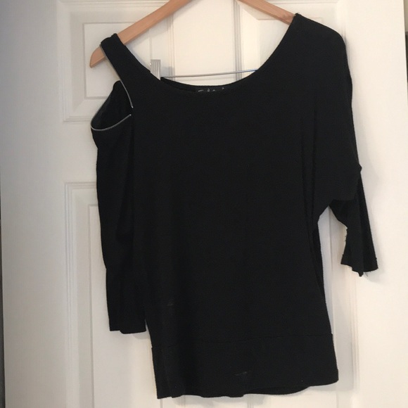 Peep shoulder top - Picture 1 of 1